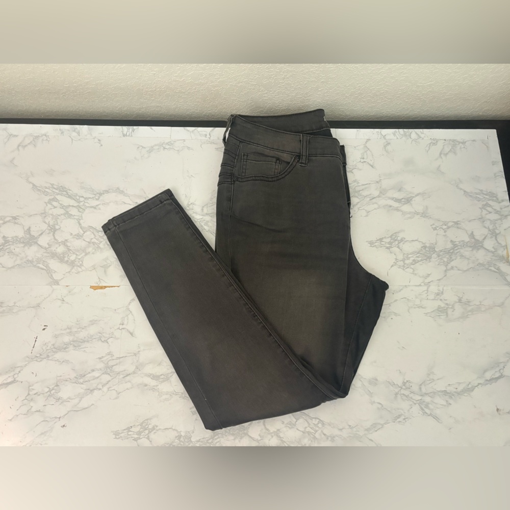 STYLE & CO Denim Women's SKINNY Leg Jeans Sz 6P Petite Gray Stretch L